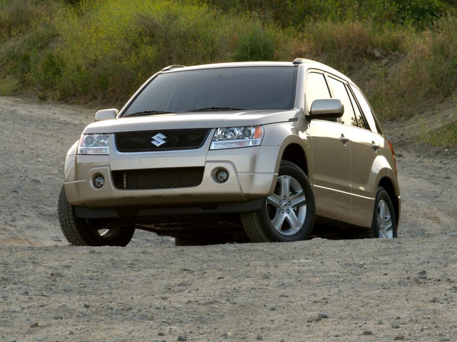  Suzuki Grand Vitara 5-Door 2005 года  (US) (фото 9 из 30)